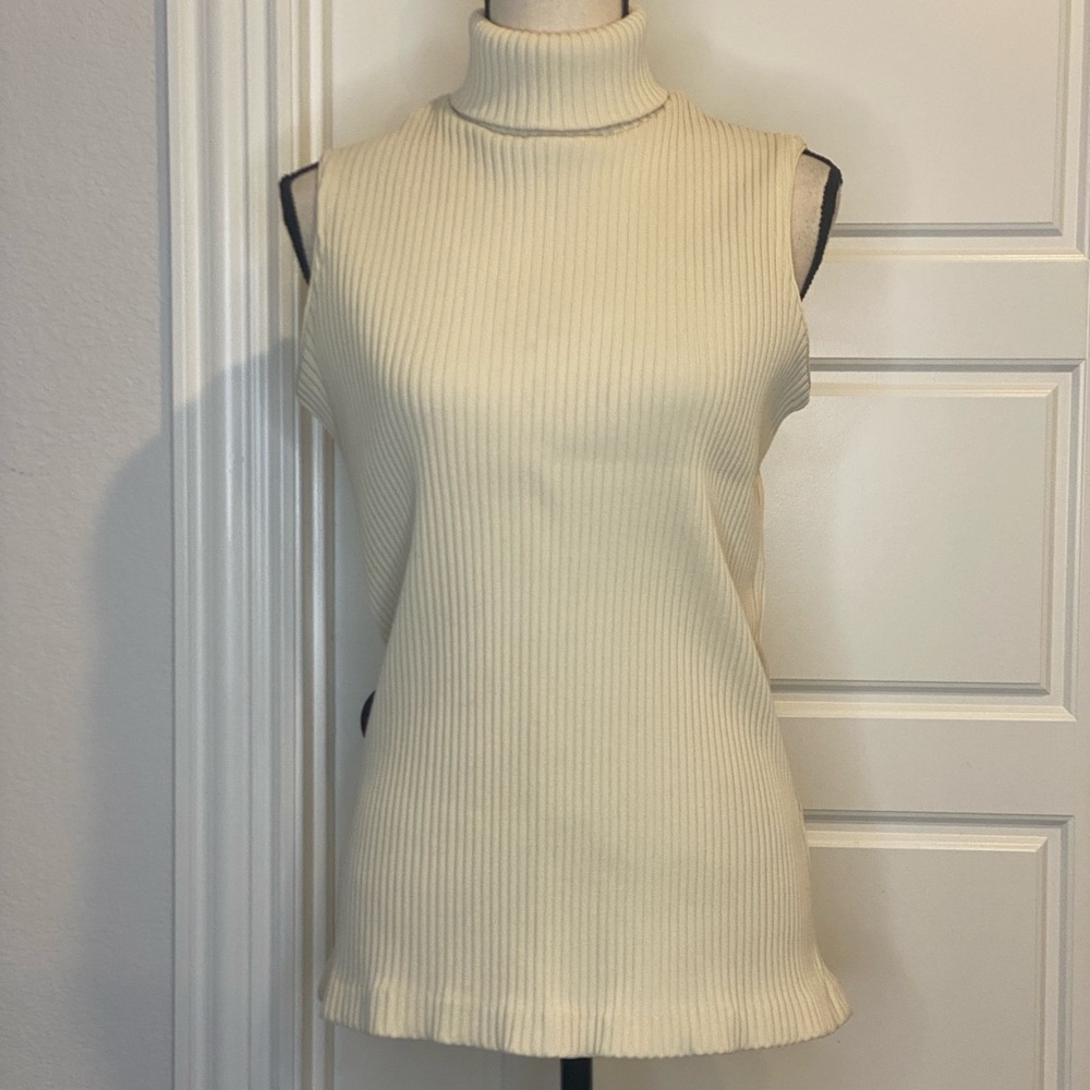 Vintage Sleeveless Turtleneck Sweater